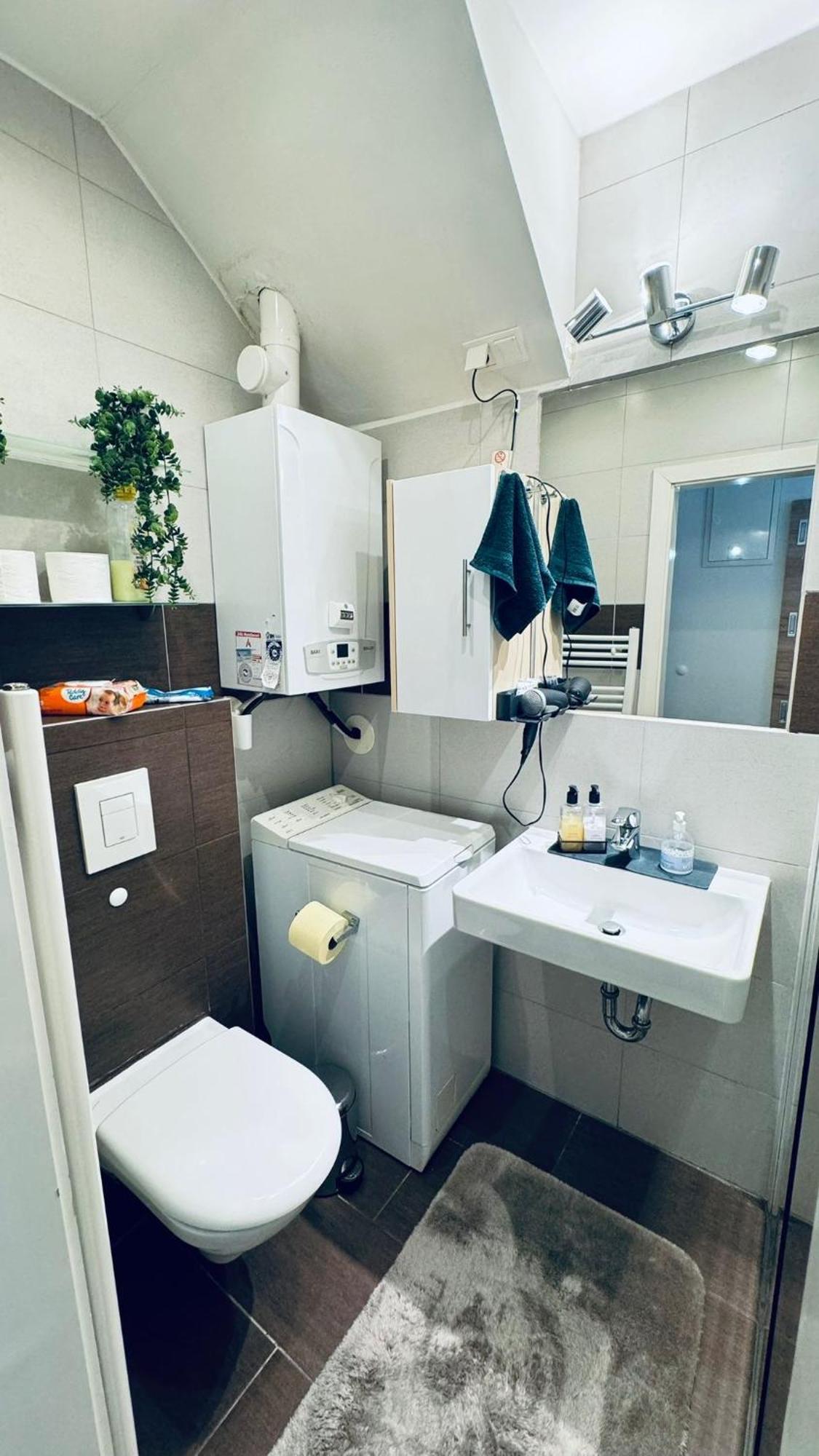 Market Apartment